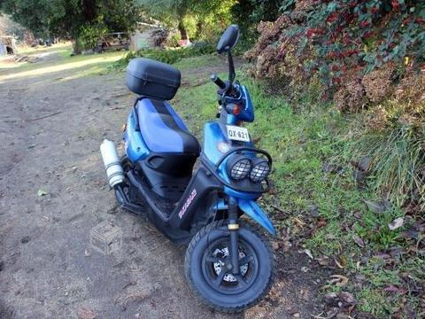 Moto Scooter Takasaki 150cc , poco kilometraje