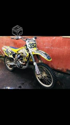 Suzuki RMZ 250