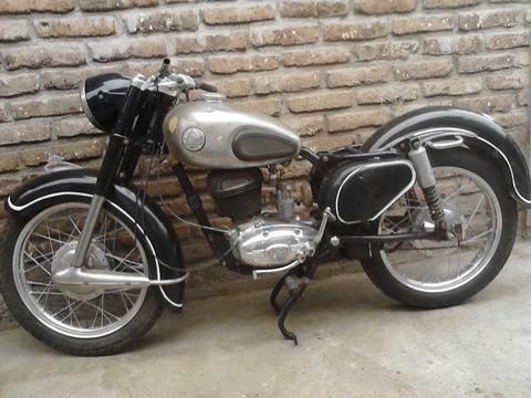 Moto antigua 1961