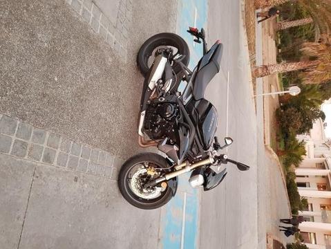 Street Triple 675 año 2015 impecable