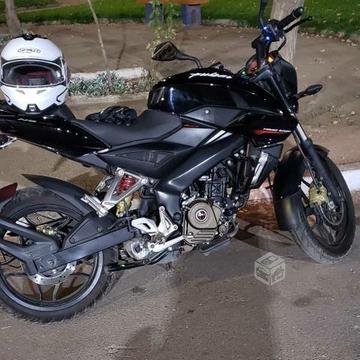 Moto pulsar ns200