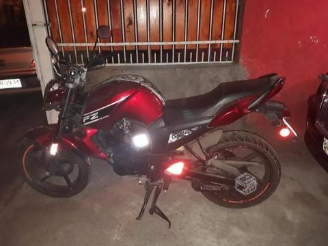 Fz 16 año 2015