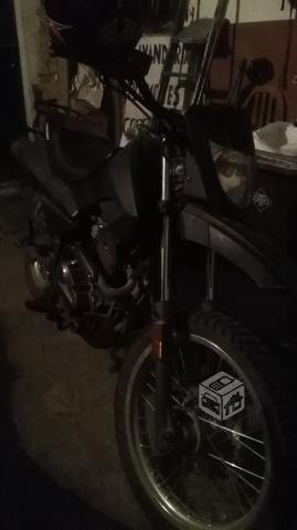 moto 200 cc enduro Keeway