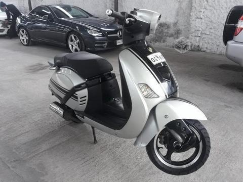 Scooter Retro Znen 150 cc.2014