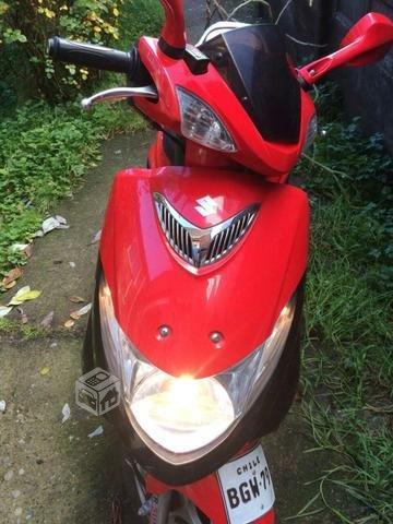 Moto Susuki AN 125 cc año 2014