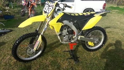 Suzuki rmz 250