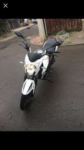 Moto loncin cr5