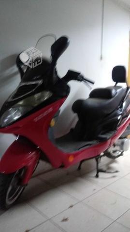 Moto scooter takasaki 150