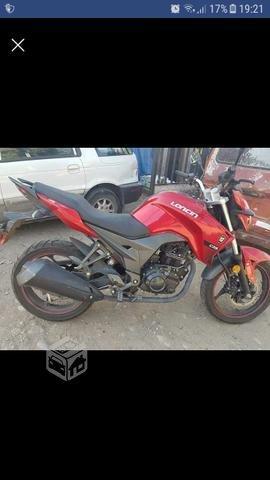 Moto loncin cr5 2014 papeles al dia con casco nuev