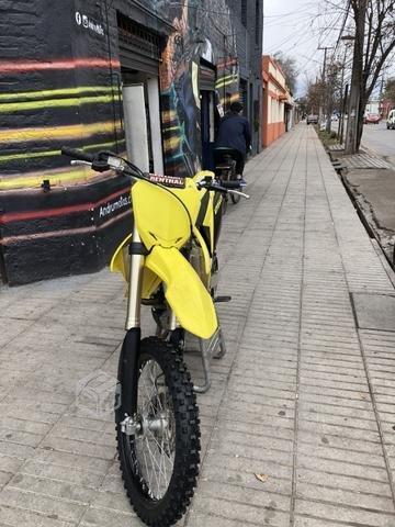 Moto rmz 250