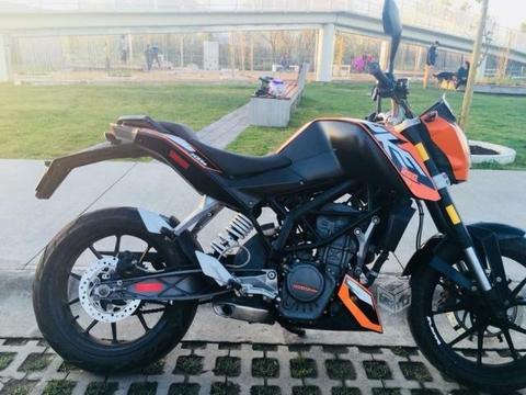 Moto KTM DUKE 200