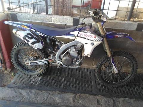 moto Yamaha 2011