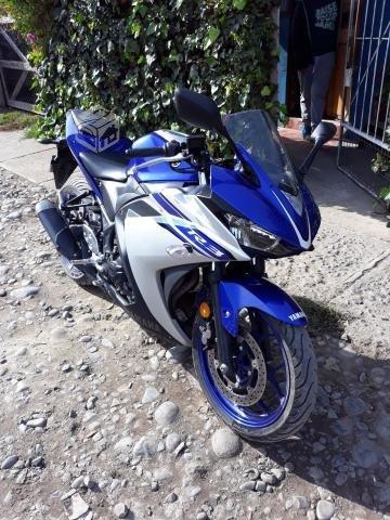 Yamaha r3