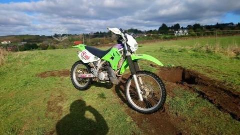 Kawasaki kdx 220 cc año 1998