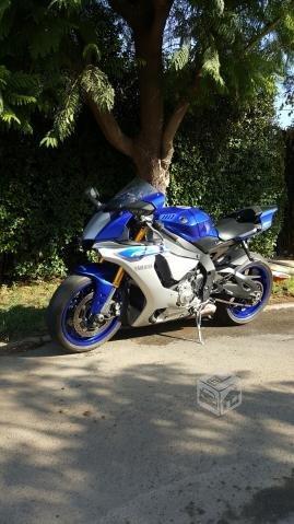 Yamaha yzf r1 2016