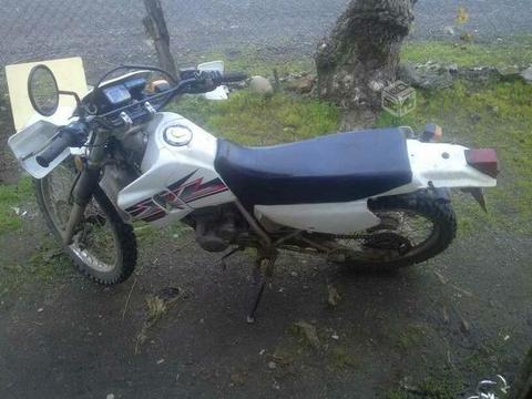 Moto honda xl 200