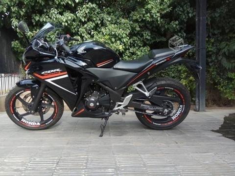 Moto Honda Cbr 250r 6950 Km