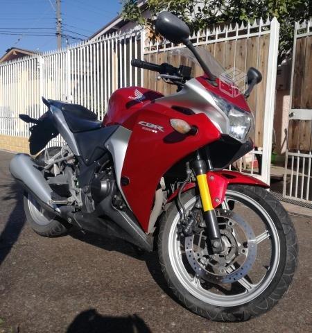 Honda cbr 250