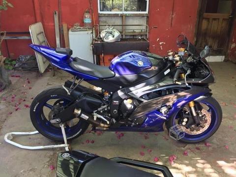 Yamaha R6 Race Blue 2015