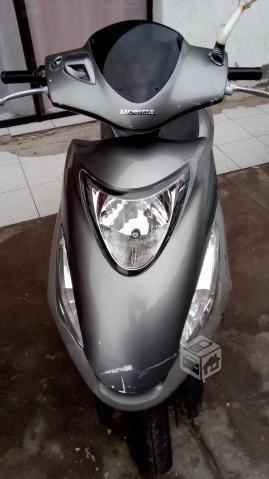 Honda elite 2012