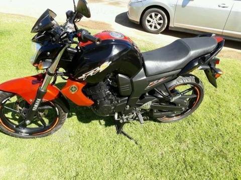 Moto yamaha fz 16 sport 2015