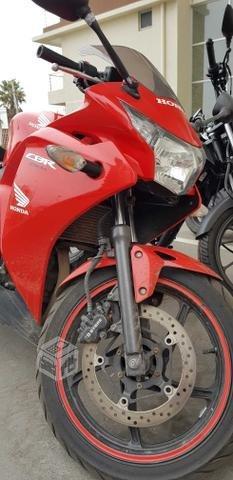 Honda CBR250R