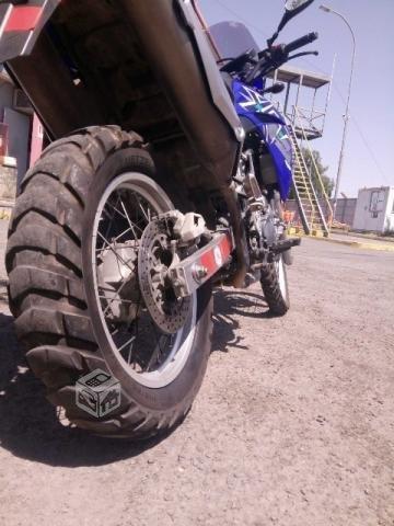 Moto yamaha xt660r 2008