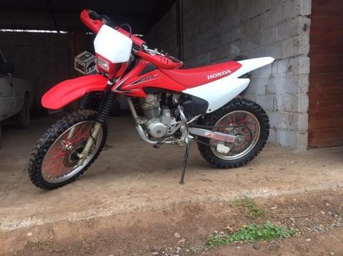 Honda crf 230