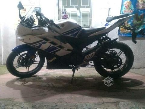 Yamaha R15 special edition