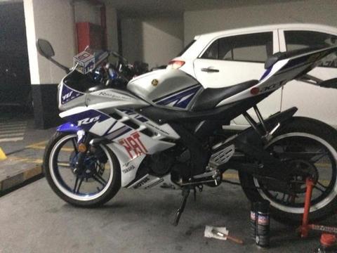 Yamaha r15