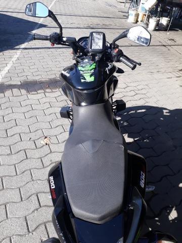 Pulsar ns 200