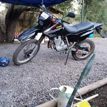 Honda xr tornado 250cc 2007