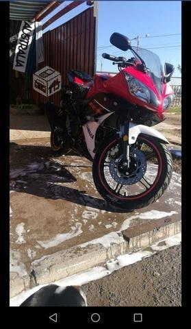 Yamaha R15