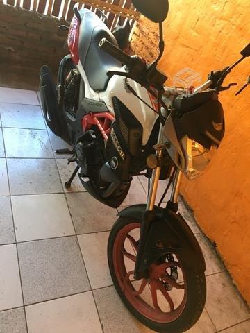 Um xtreet 180 2016