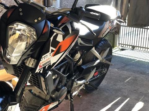 Ktm duke 200