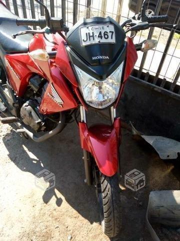 Honda CBF Invicta 150 2012