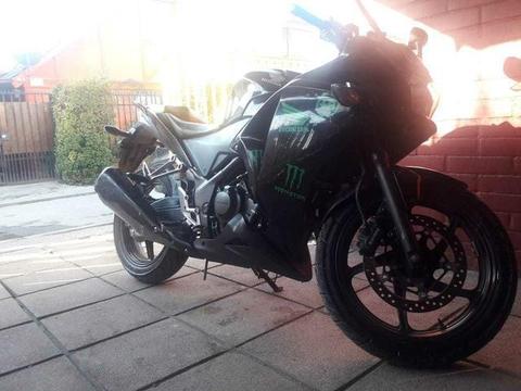 Honda cbr 250 año 2014