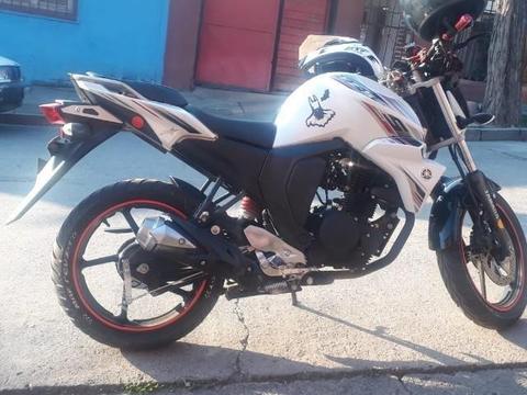 Moto yamaha año 2018