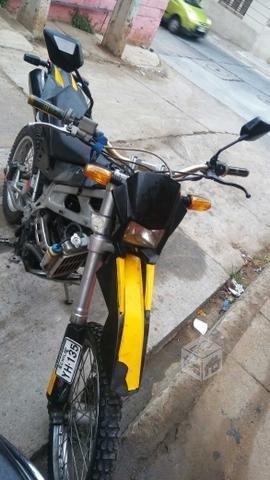 Motorrad MX 250