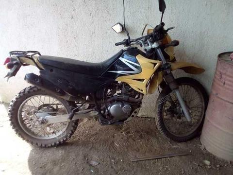 Motorrad 200cc