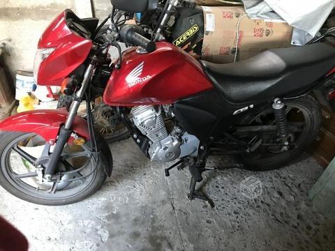 Moto Honda CB1