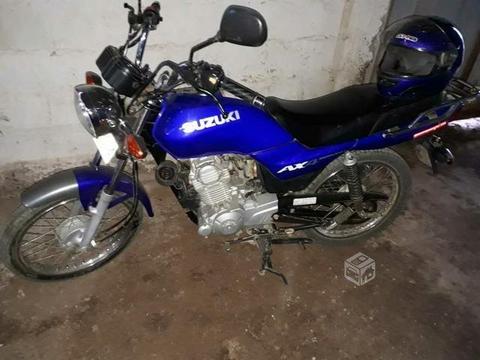 Moto suzuki