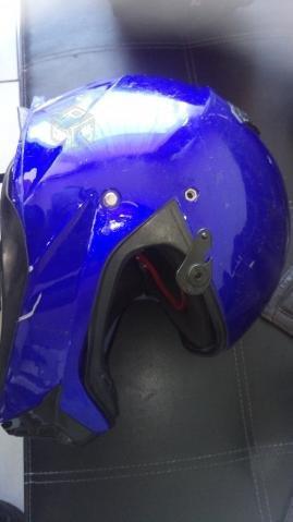 Moto + cascos + jofa fox + neumático adicional