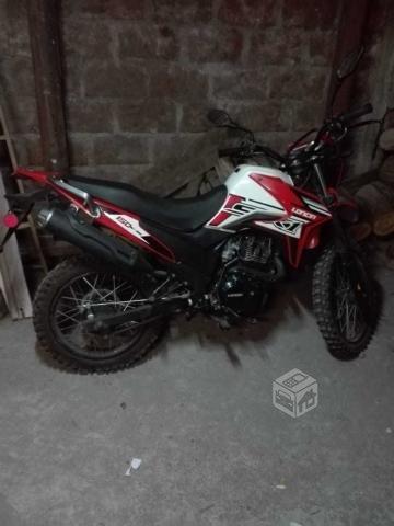 Moto Loncin año 2017