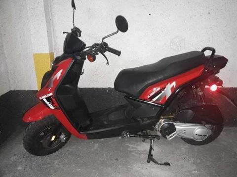 Moto scooter Kinlon excelente estado