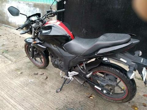 Suzuki gixxer 2016