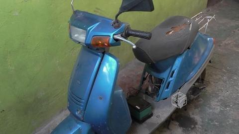 Moto Scooter Yamaha