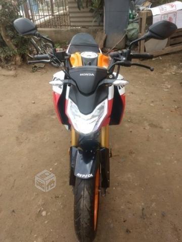 Moto honda cb 190r