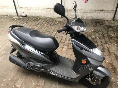 Scooter Yamaha XA125 2018 uso 8 meses