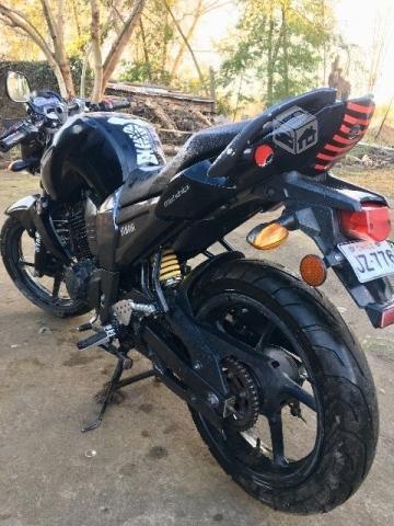 Moto Fz16